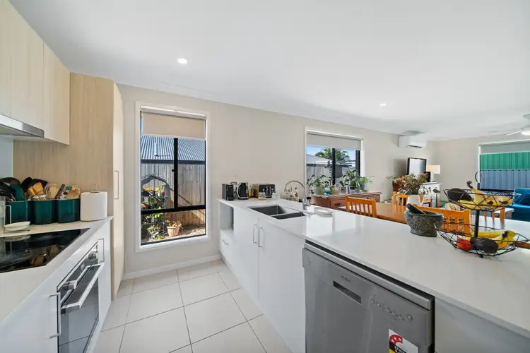 Second view of Homely house listing, 18 Spruce Circuit, Hillcrest QLD 4118