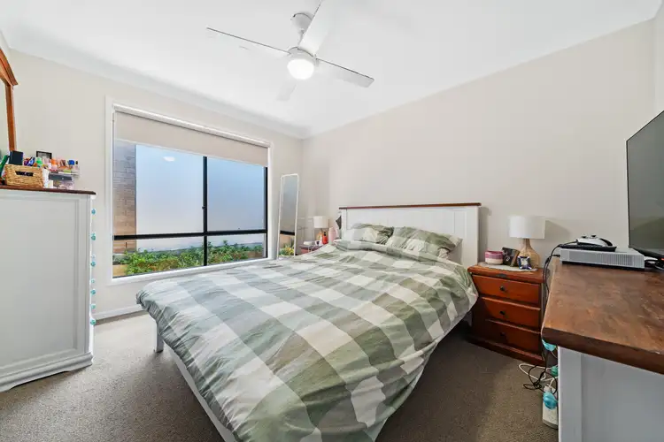 Sixth view of Homely house listing, 18 Spruce Circuit, Hillcrest QLD 4118