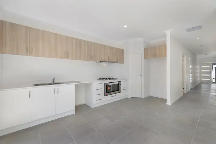 Second view of Homely unit listing, 8/204 Scoresby Road, Boronia VIC 3155
