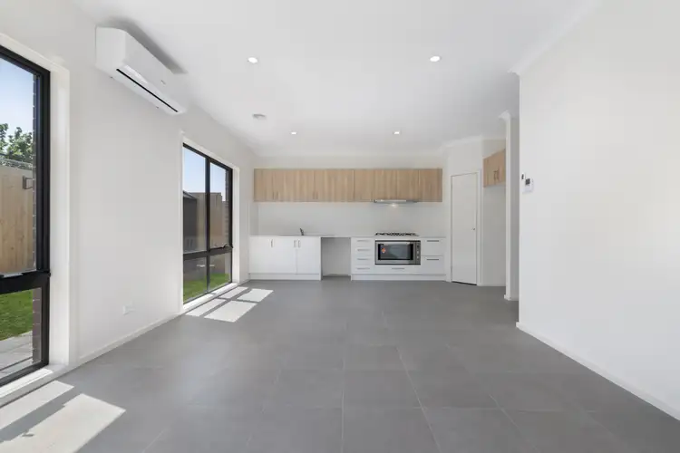 Third view of Homely unit listing, 8/204 Scoresby Road, Boronia VIC 3155