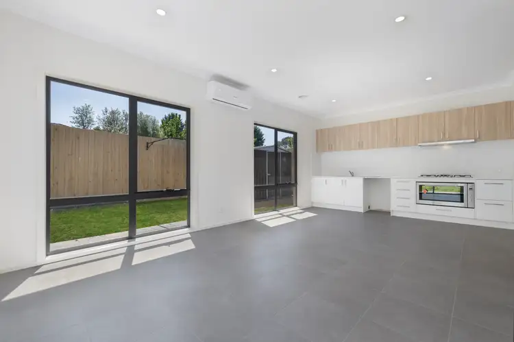 Fourth view of Homely unit listing, 8/204 Scoresby Road, Boronia VIC 3155