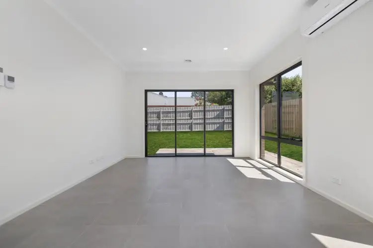 Fifth view of Homely unit listing, 8/204 Scoresby Road, Boronia VIC 3155
