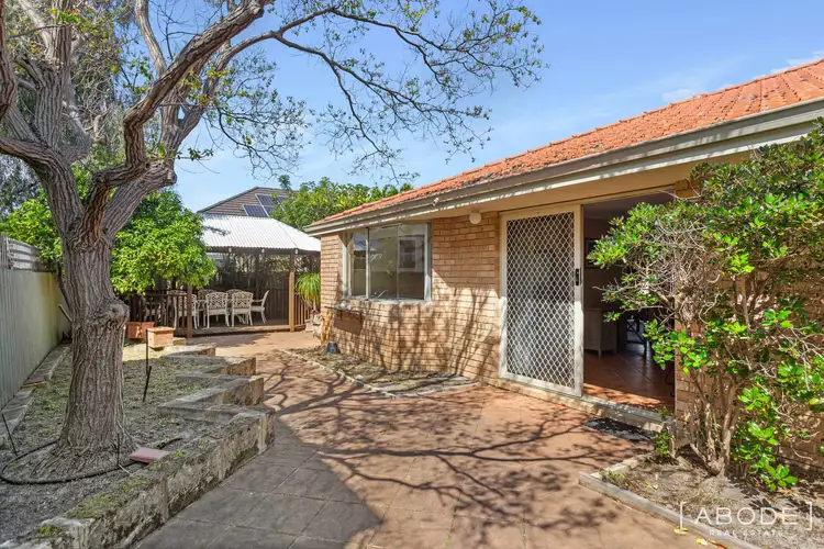 69A Lamond Street, Alfred Cove WA 6154