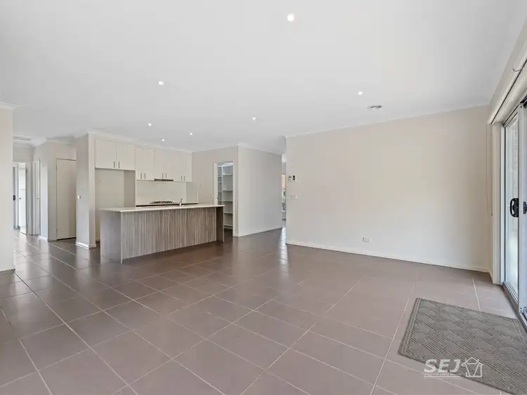 Sixth view of Homely house listing, 5 Floraston Drive, Leongatha VIC 3953