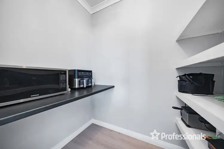 Seventh view of Homely house listing, 48 Hoveton Circuit, Aveley WA 6069