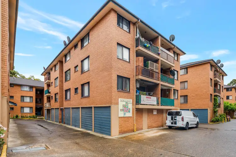 51/142 Moore St, Liverpool NSW 2170