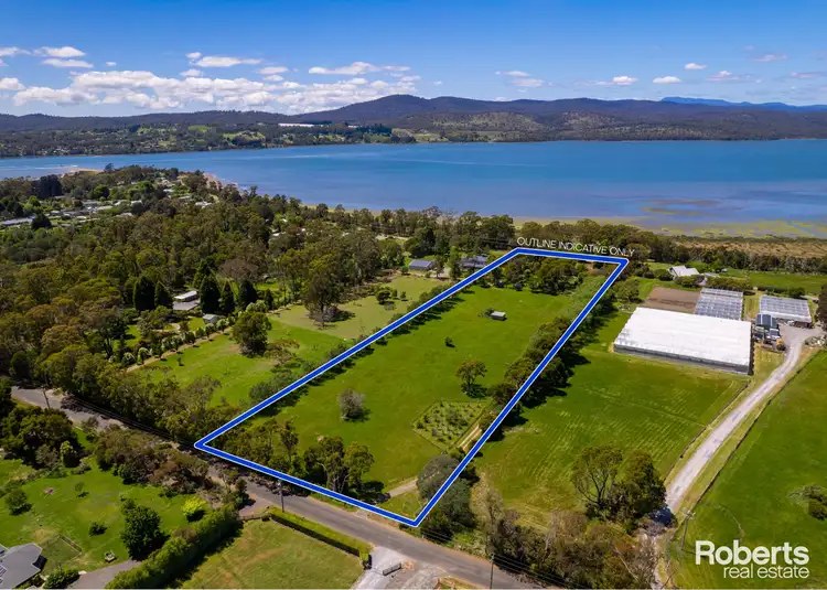 92 Paper Beach Road, Swan Point TAS 7275
