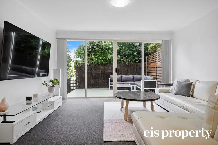 2/9 Augusta Road, New Town TAS 7008