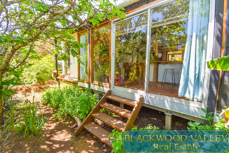 1 Dearle Street, Balingup WA 6253