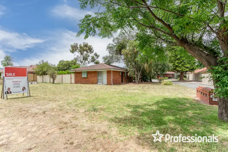 27A Robin Hood Avenue