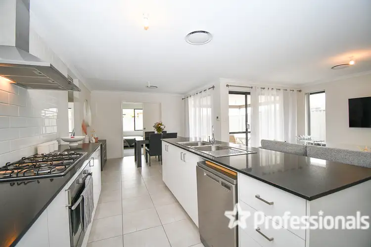 14 Langley Street, Lakelands WA 6180