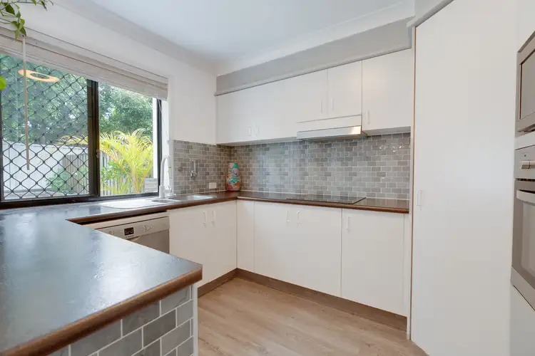Fourth view of Homely unit listing, 2/2-6 Ghilgai Road, Merrimac QLD 4226