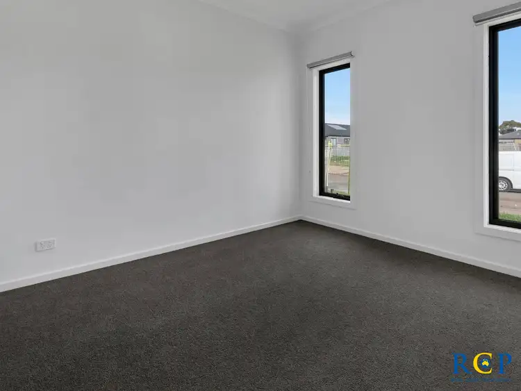 Second view of Homely house listing, 54 Cinnamara Circuit, Tarneit VIC 3029