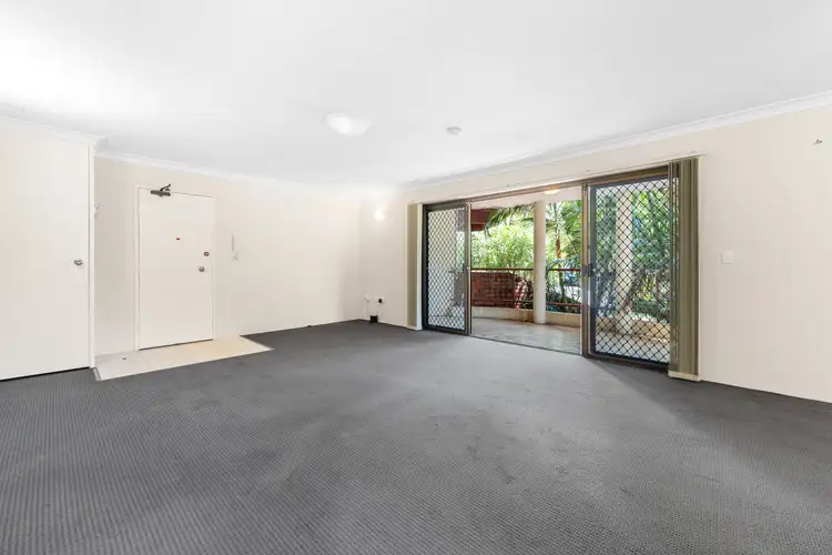 1/268 Stanhill Drive, Chevron Island QLD 4217