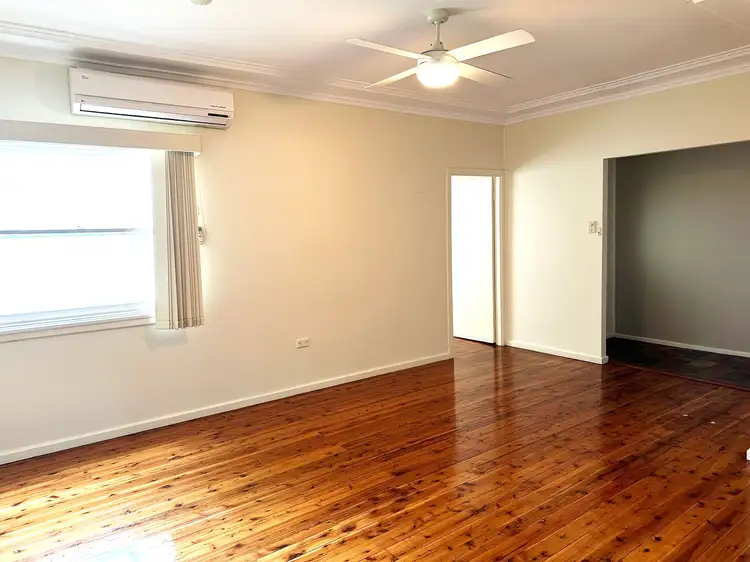 Second view of Homely house listing, 92 The Boulevarde, Oak Flats NSW 2529