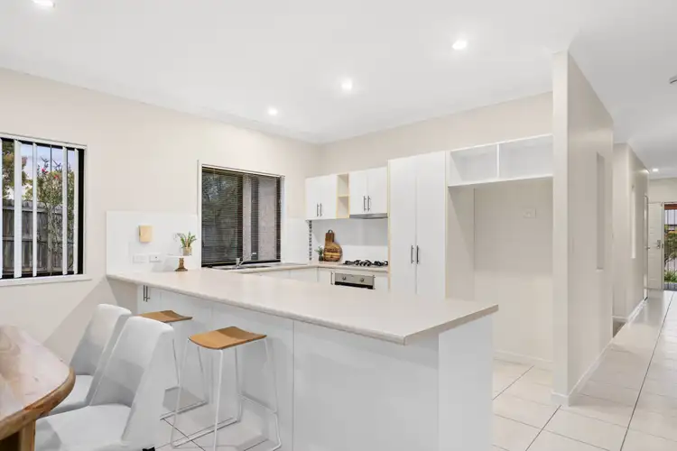 Sixth view of Homely house listing, 8 Possumwood Place, Flinders View QLD 4305