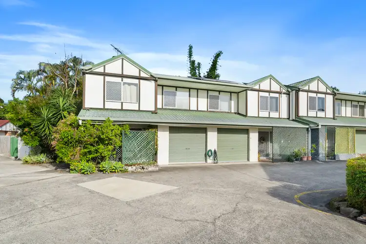 66 Springwood Road