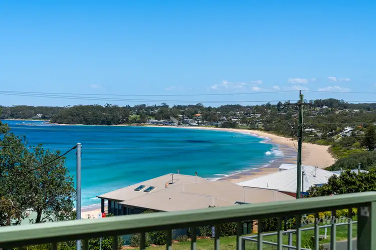 147 Mitchell Parade, Mollymook Beach NSW 2539