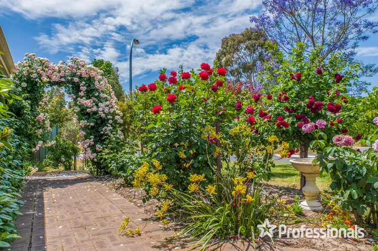 Sixth view of Homely house listing, 2 Padbury Court, Eden Hill WA 6054