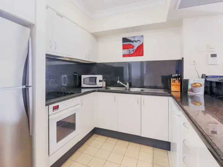 Third view of Homely apartment listing, 43/35 Howard Street, Brisbane City QLD 4000