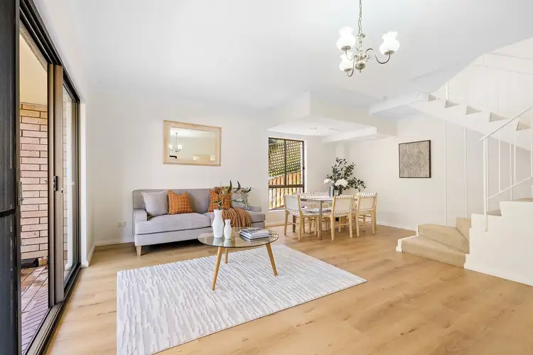 10-14 Loch Maree Avenue