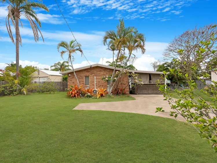 777 Boat Harbour Drive, Urangan QLD 4655