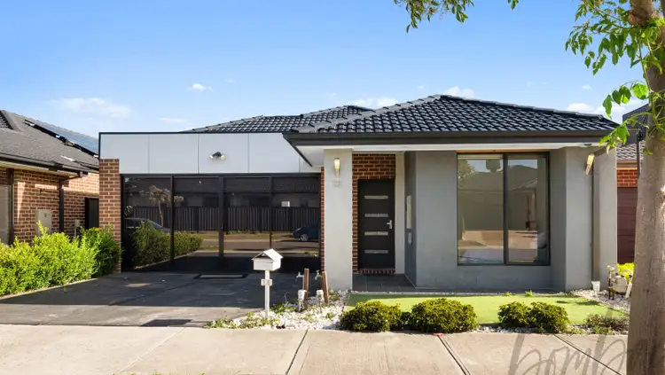 13 Angove Street, Craigieburn VIC 3064