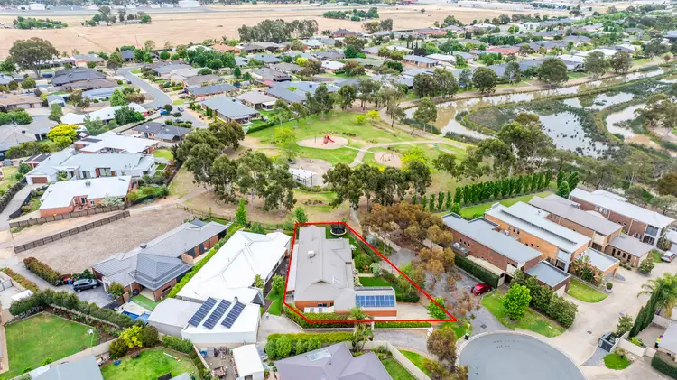 Second view of Homely house listing, 8 Jindabyne Court, Kialla VIC 3631