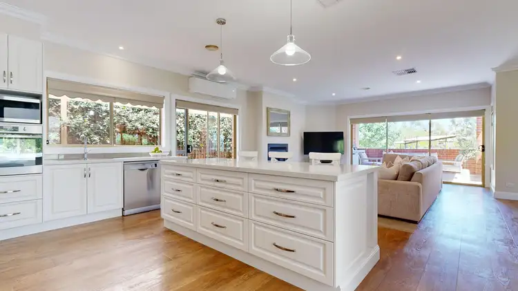 Fifth view of Homely house listing, 8 Jindabyne Court, Kialla VIC 3631