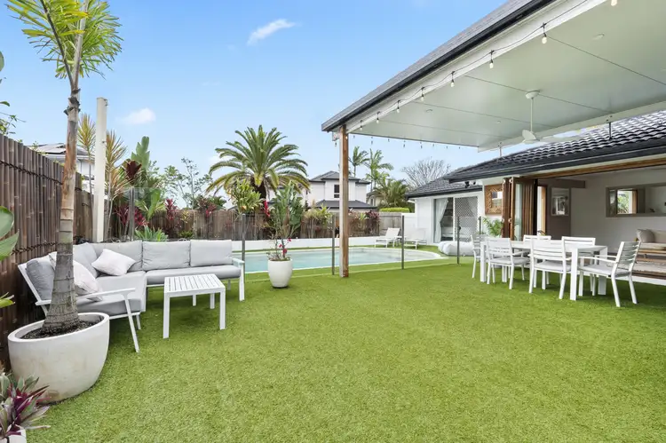 12 Wisemans Court, Helensvale QLD 4212