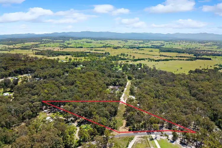 19 Collett Place, Meringo NSW 2537