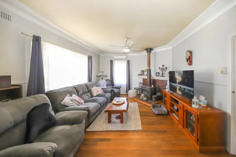 Fifth view of Homely house listing, 18 Howick Street, Tumut NSW 2720