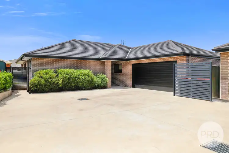 Second view of Homely unit listing, 2/7 Gabriella Way, Tamworth NSW 2340