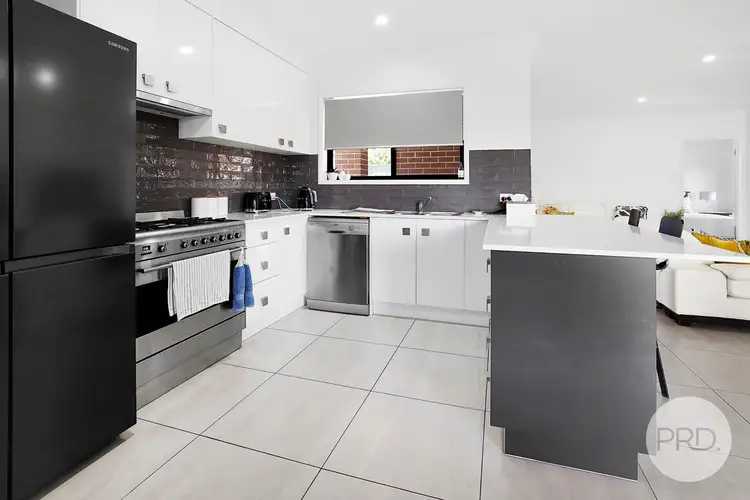 Fifth view of Homely unit listing, 2/7 Gabriella Way, Tamworth NSW 2340