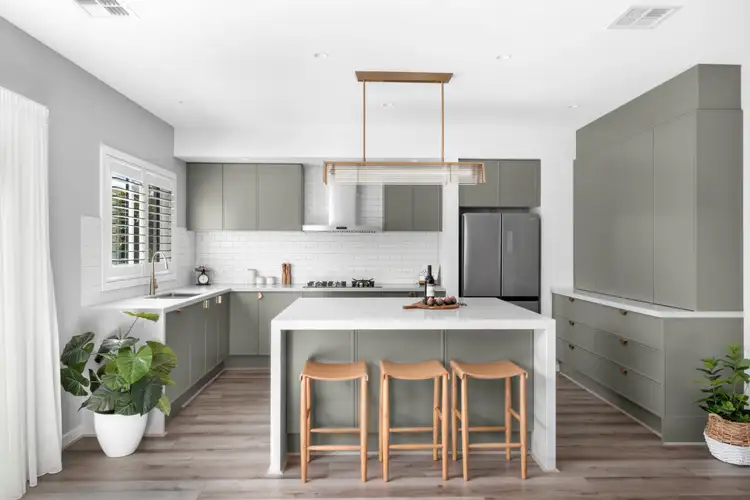 10 Callantina Road, Mickleham VIC 3064