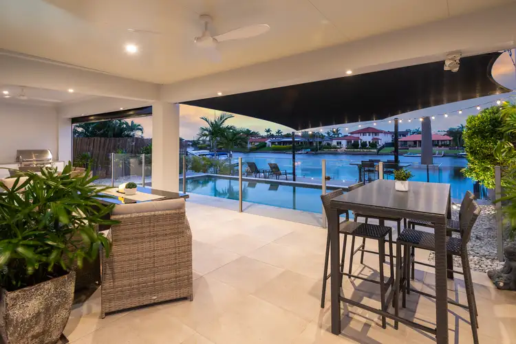 7 Lee Anne Crescent, Helensvale QLD 4212