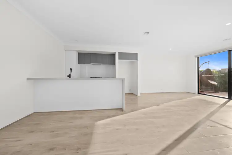 Fifth view of Homely house listing, 27 Oakham Street, Donnybrook VIC 3064