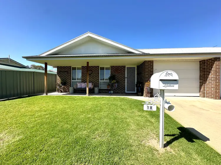 18 Berthong Street, Young NSW 2594