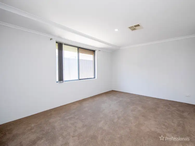 Fifth view of Homely house listing, 8 Citrino Avenue, Aveley WA 6069