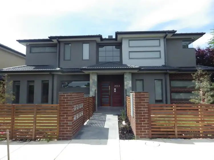 303 Mansfield Street
