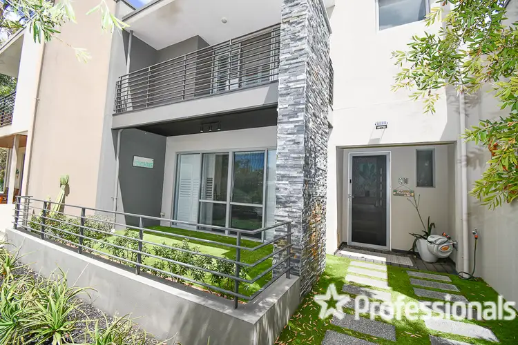 82 Whimbrel Crescent