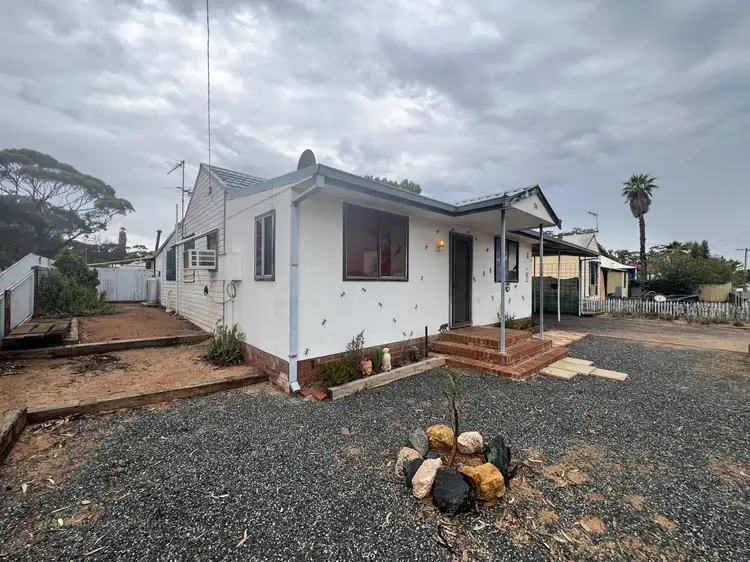54 Prinsep Street, Norseman WA 6443
