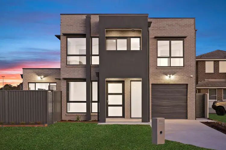17a Domain Boulevarde, Prestons NSW 2170