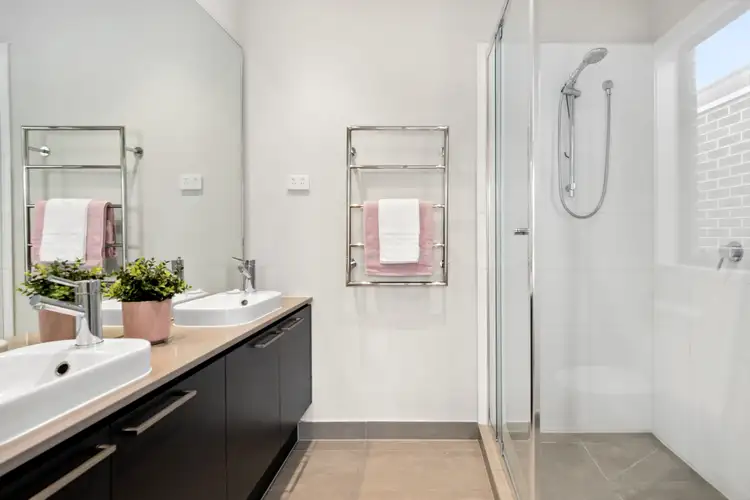 Sixth view of Homely house listing, 30 Featherwood Crescent, Craigieburn VIC 3064