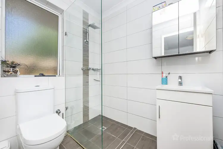 Fifth view of Homely house listing, 5 Heppell Gardens, Clarkson WA 6030