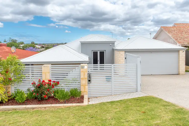 1129 Beaufort Street, Embleton WA 6062