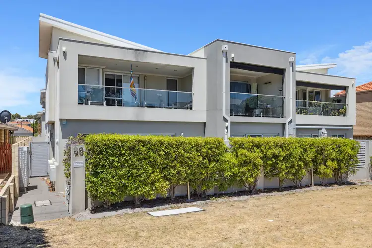 8/90 Albert Street, Osborne Park WA 6017
