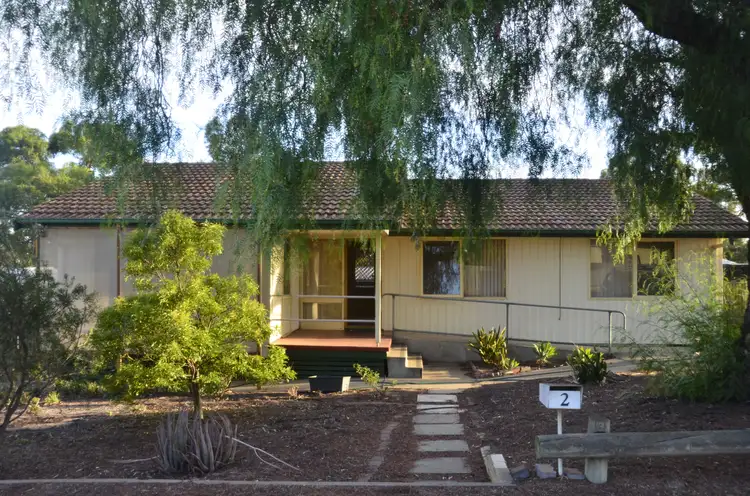 2 Bahnisch Avenue, Berri SA 5343