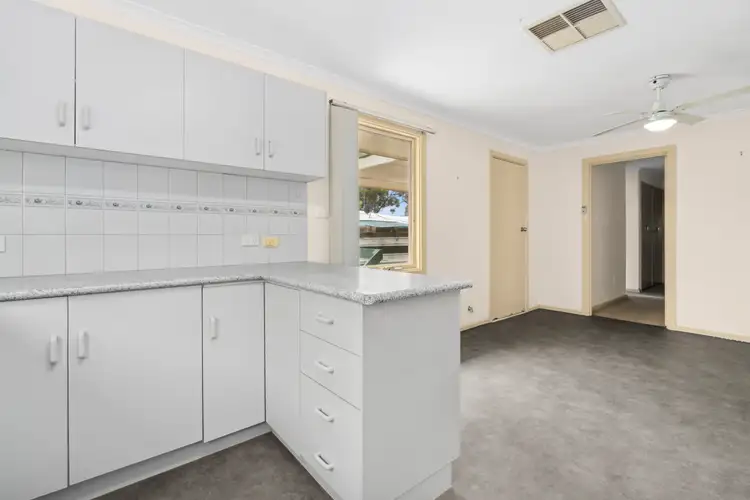 Seventh view of Homely house listing, 2 Bahnisch Avenue, Berri SA 5343