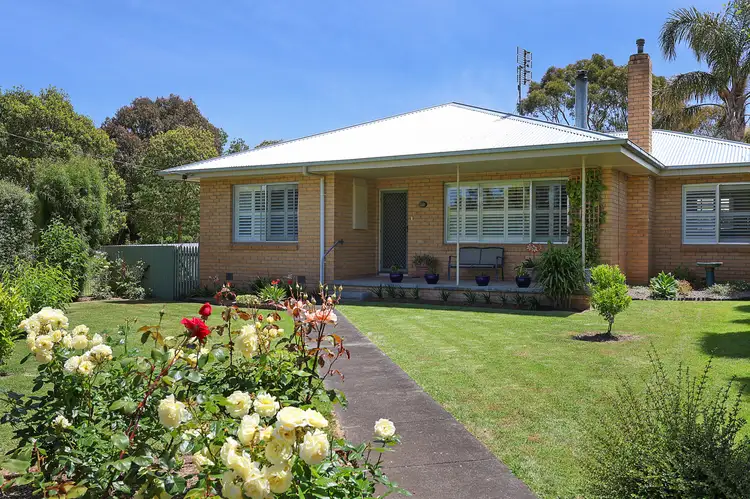 5 Officer Street, Mortlake VIC 3272